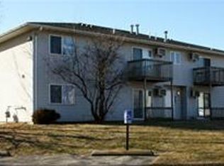 3227 Agin Ct NE #3, Cedar Rapids, IA 52402