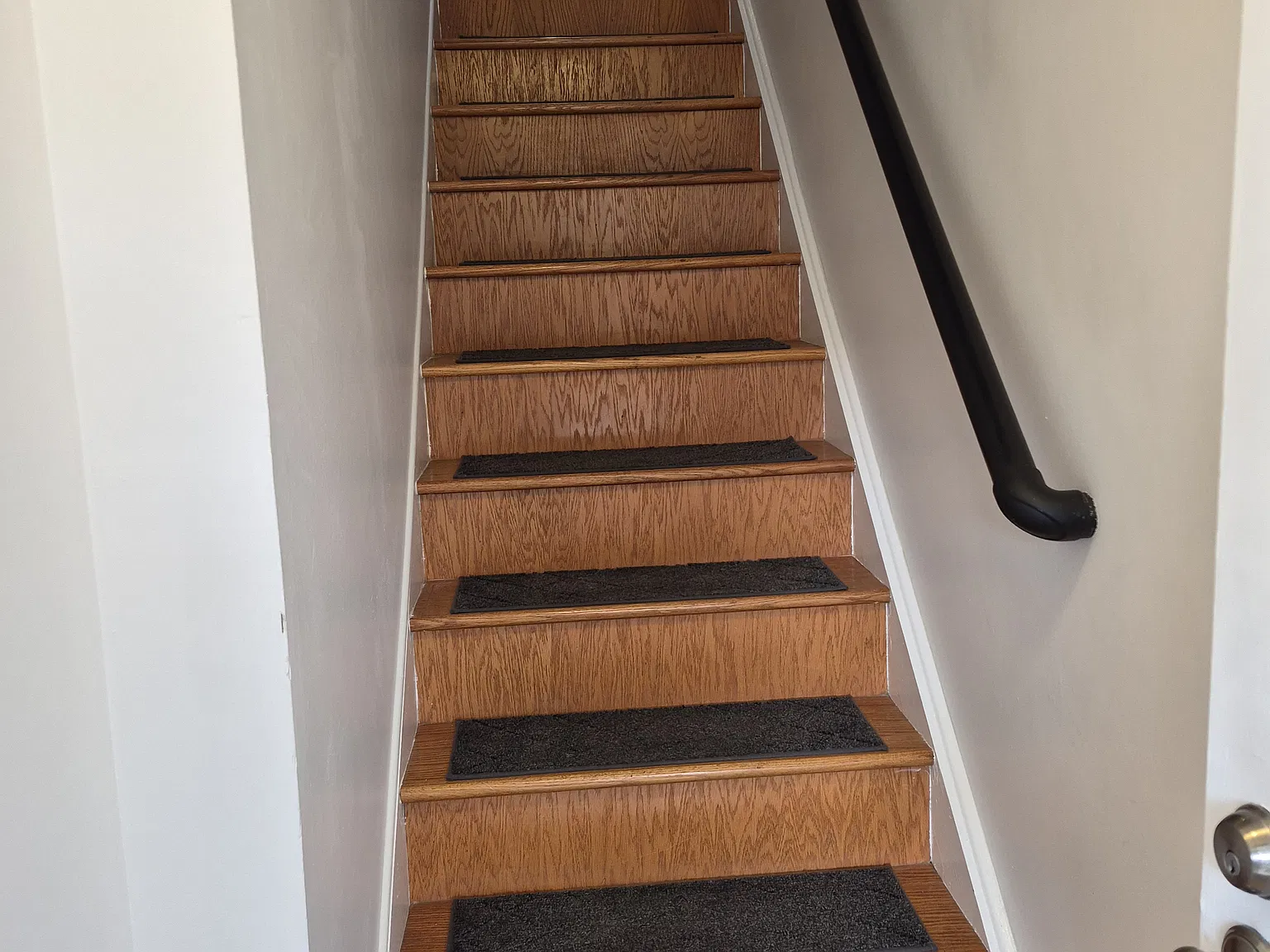 2 bed, 1110 sqft, $2,400 — Photo 3