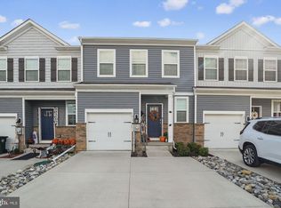 1013 Turnstone Dr, Fogelsville, PA 18051