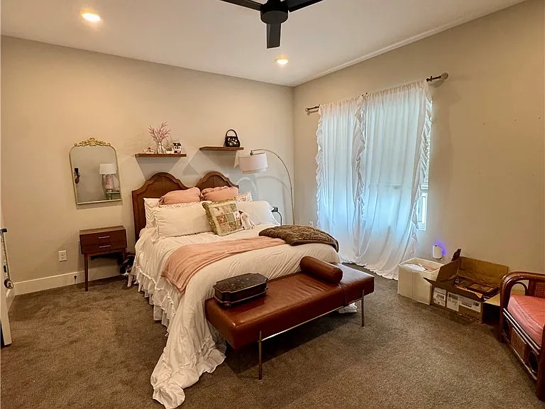 270 Estates Cir — Photo 18
