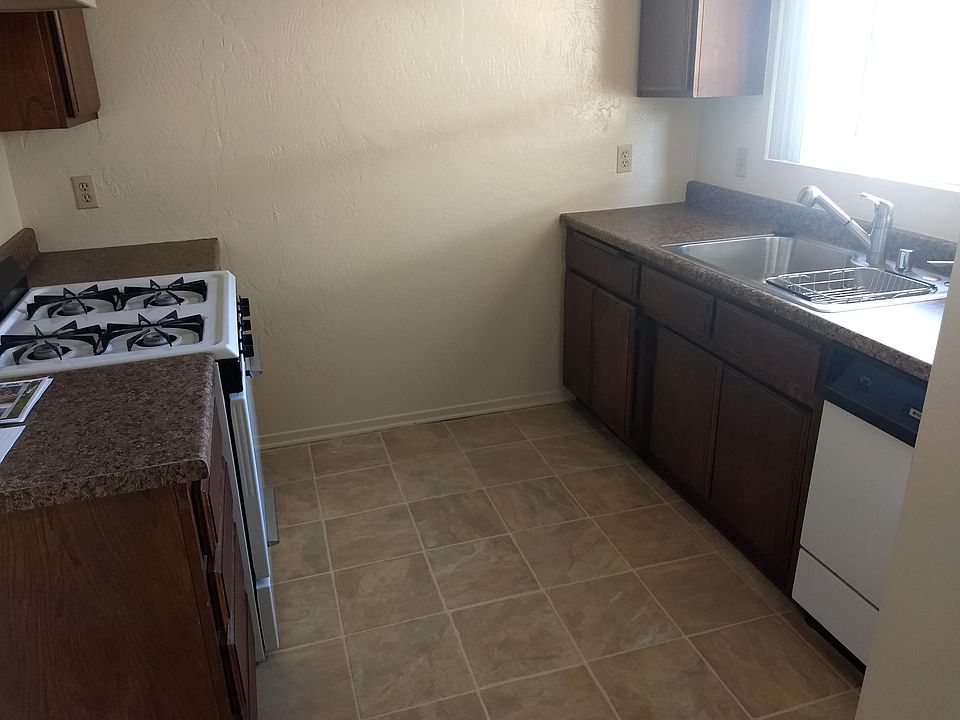 2nd image of 2198 E Villa St APT 4
