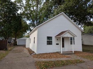 605 E Overton St, Tuscola, IL