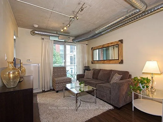 2 bed, $2,600 — Photo 3