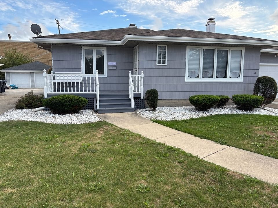 1st image of 519 E 161st St