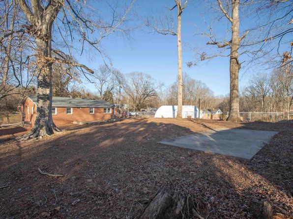 305 Kenmore Dr, Piedmont, SC 29673