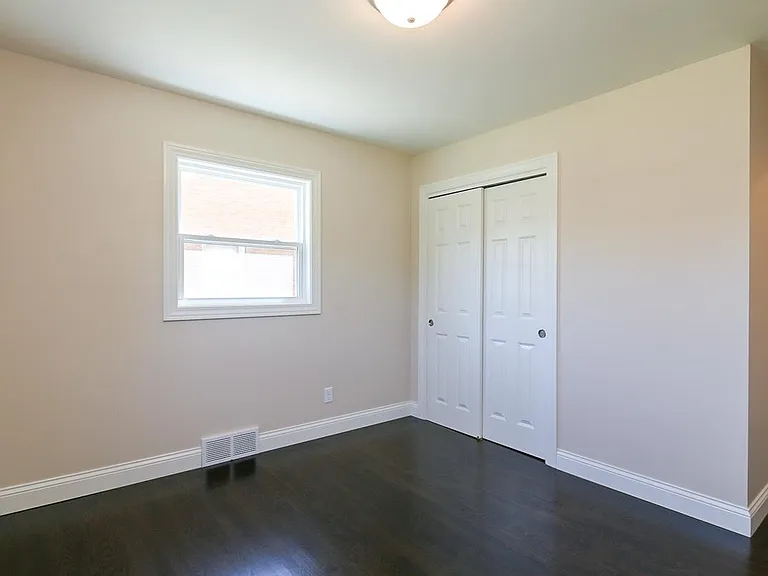 410 Rushmore Ln #1 — Photo 14