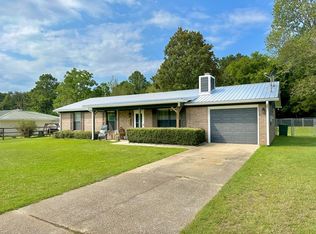 1750 Will Logan Rd, Ozark, AL 36360