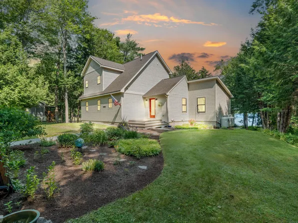 4 Abnaki Place, Saint Albans, ME 04971