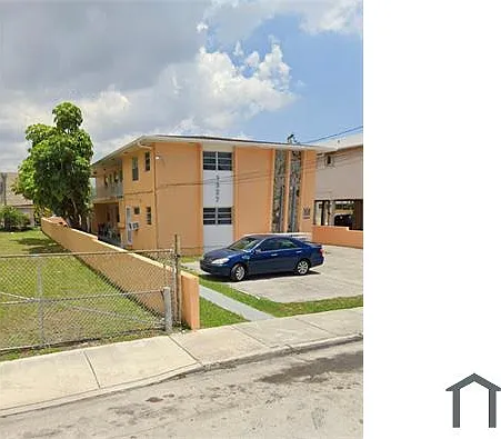 1327 NW 2nd St