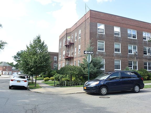 2nd image of 14124 78th Ave #3J