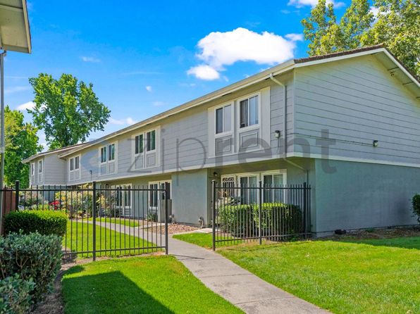 4880 Saginaw Cir