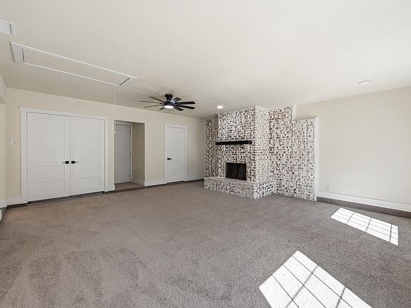 5th image of 2804 Bent Tree Ln