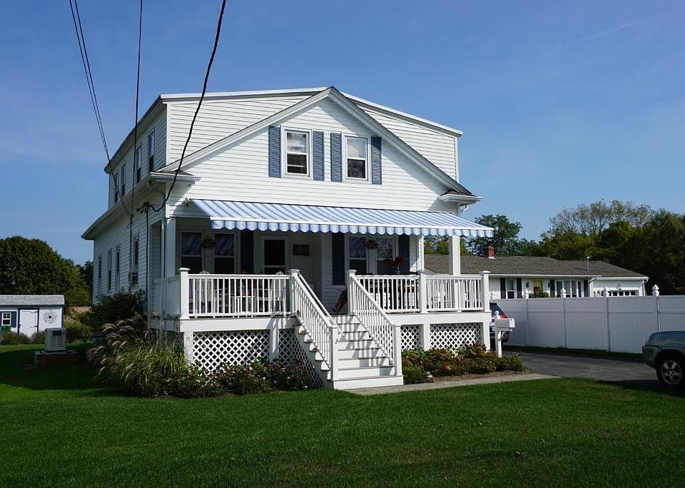 424 Middle Hwy Barrington RI Zillow