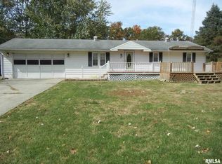 1631 Yards Rd, Salem, IL 62881