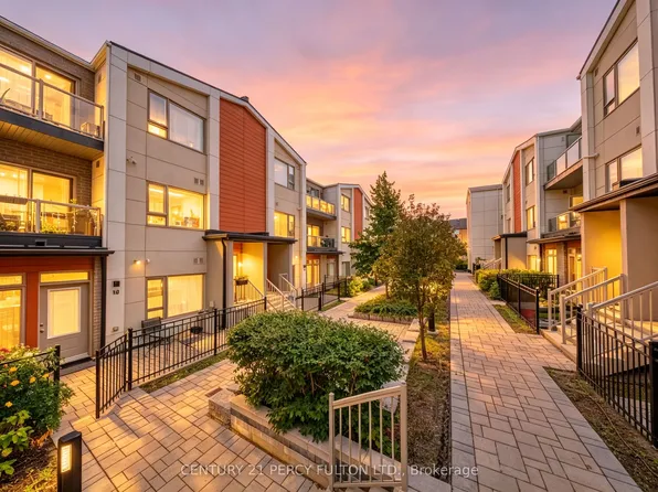 70 Orchid Place Dr #Townhouse 19, Toronto, ON M1B 0C4
