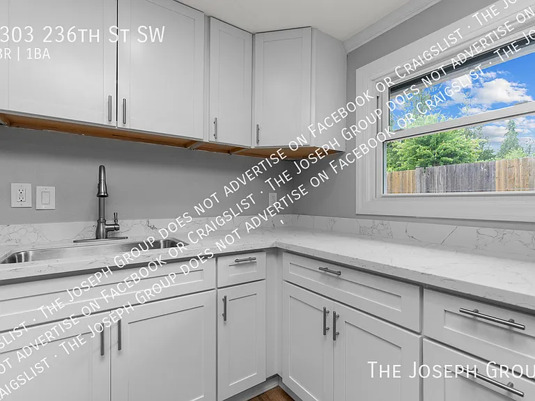 5303 236th St SW — Photo 10