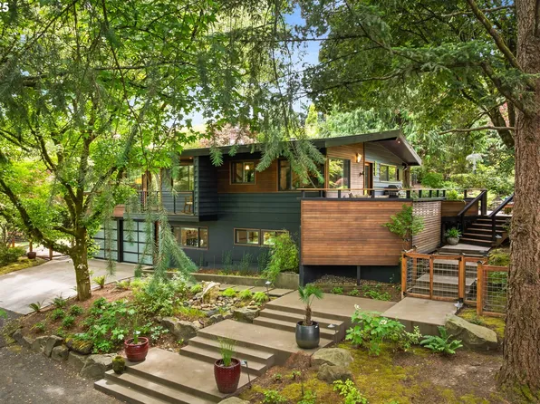 5220 SW Shattuck Rd, Portland, OR 97221