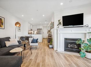 688 E 16th Ave #305, Vancouver, BC V5T 2V4