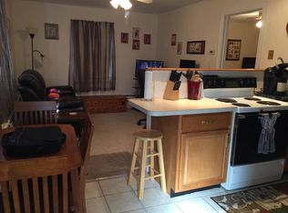 31 Rolling Green Rd #B, Bethany, CT 06524