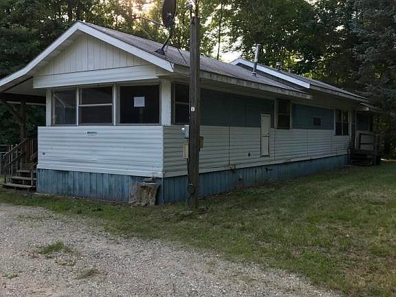 2nd image of 9979 S Felch Ave
