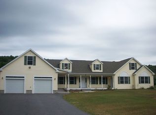 22 Nissitissit Ln, Pepperell, MA 01463