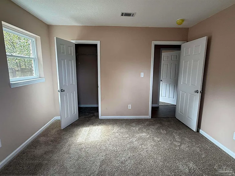 7845 Le Jeune Dr — Photo 19