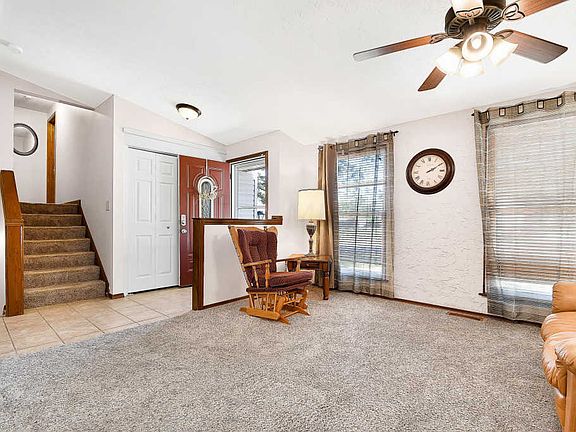 3rd image of 6301 Carthage Dr