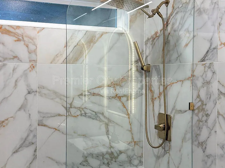 240 McGregor Ave #2 — Photo 7