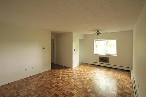 1230 E End Ave #3 Photo 1
