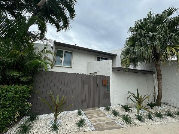 10916 SW 70th Ter