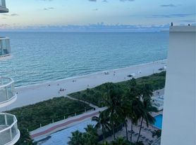 6365 Collins Ave