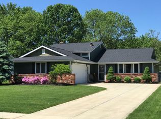 15634 Indianhead Ln, Strongsville, OH