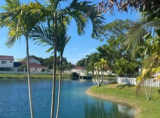 1905 San Remo Cir, Homestead, FL 33035