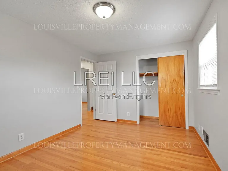 4007 Blossomwood Dr — Photo 13