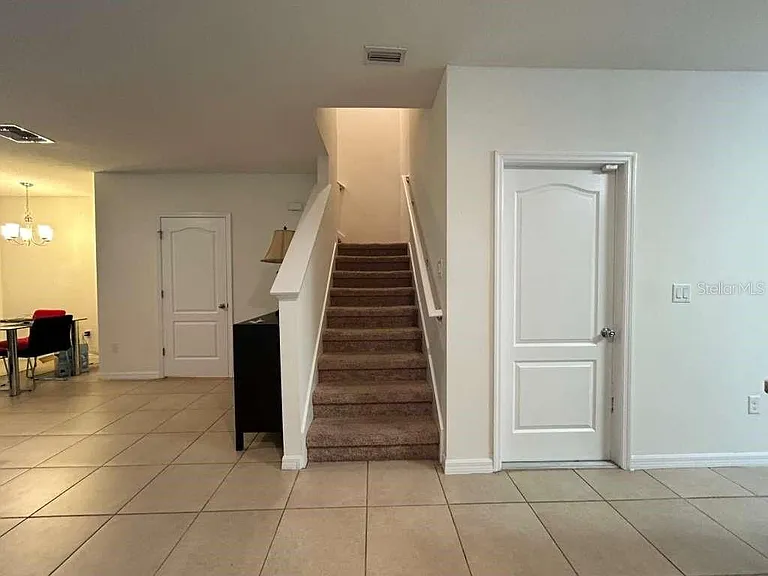 471 Arbor Lakes Dr — Photo 10