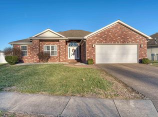 2511 Ellington Ridge Ct, Evansville, IN 47711