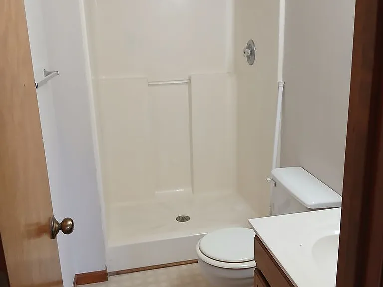 2801 W Broadway #P1 — Photo 8
