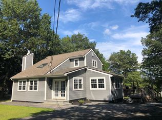 73 Mountain Top Cir, Bushkill, PA 18324