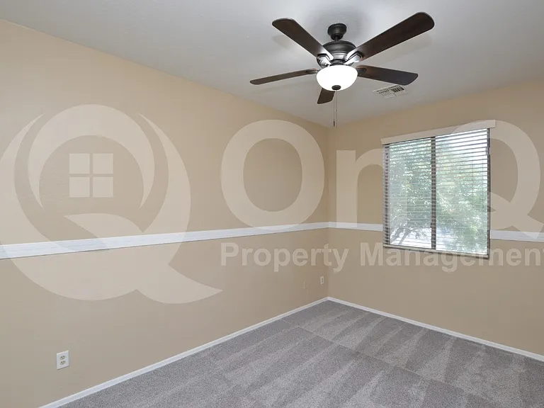 4249 E Santa Fe Ln — Photo 17