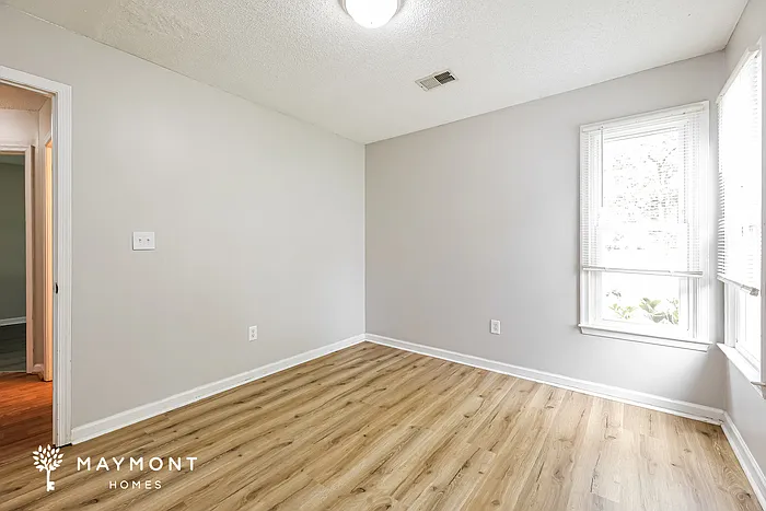 201 Walker Way — Photo 10