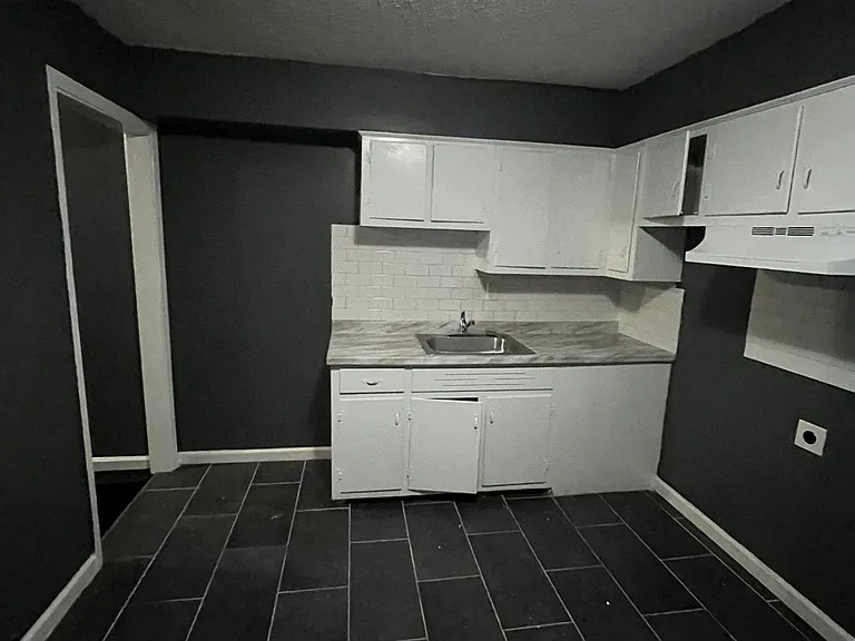 1505 Preston St #2 — Photo 1