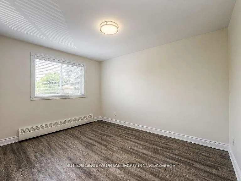 77 Garthdale Ct #2 — Photo 23