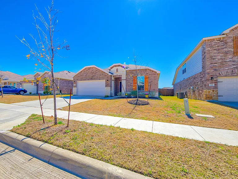 2344 Bermont Red Ln — Photo 6