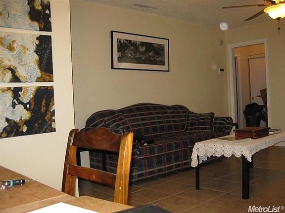 4th image of 4318 Turnsworth Ct