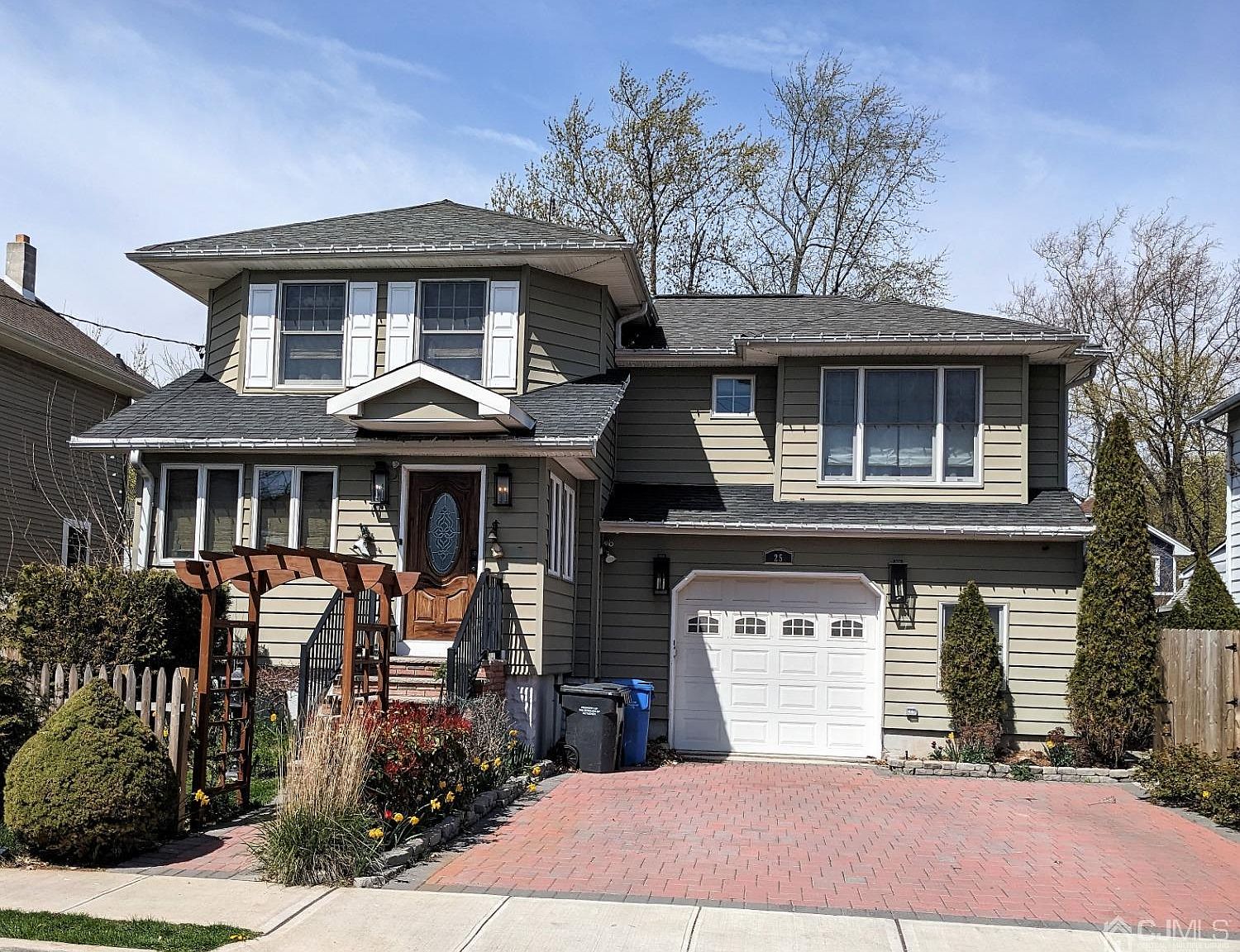 25 Charles St, Metuchen, NJ 08840 Zillow