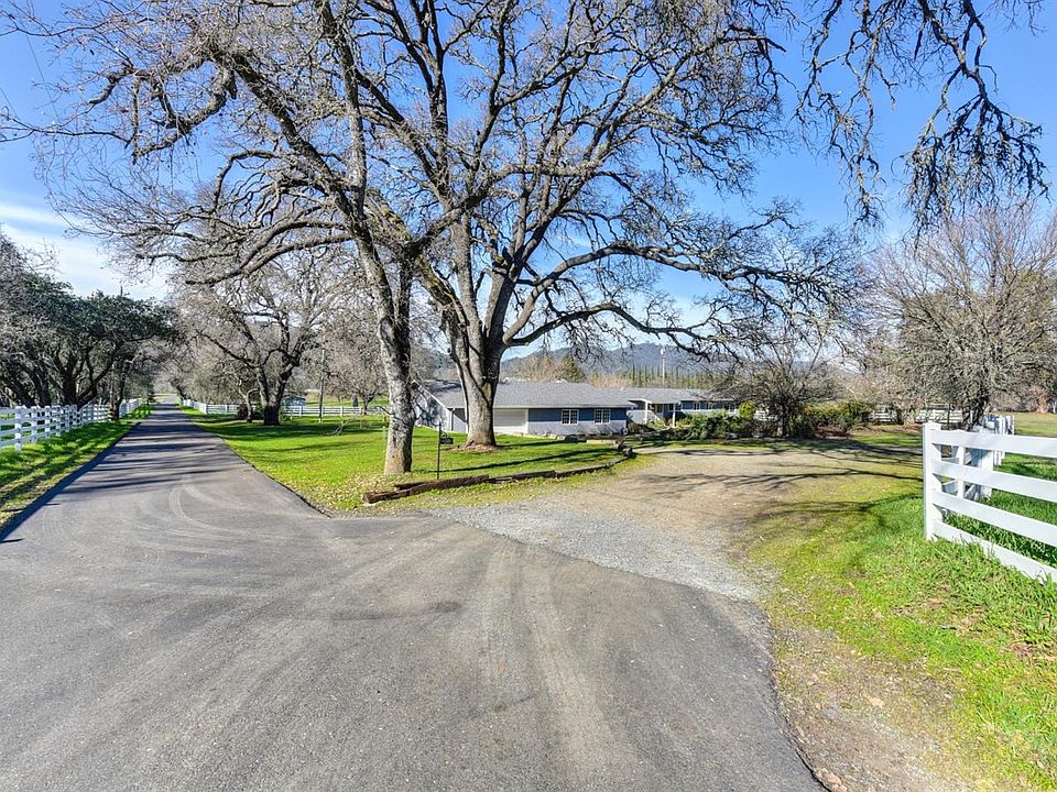 1st image of 1207 Misty Hollow Dr