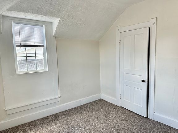3rd image of 1220 S A St #B