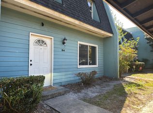 501 SW 75th St APT D4, Gainesville, FL 32607