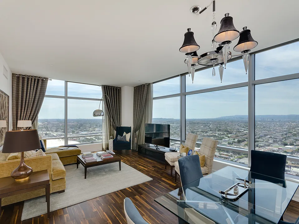 900 W Olympic Blvd #32B