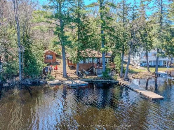 1065 Rainbow Ln, Bracebridge, ON P1L 1X3